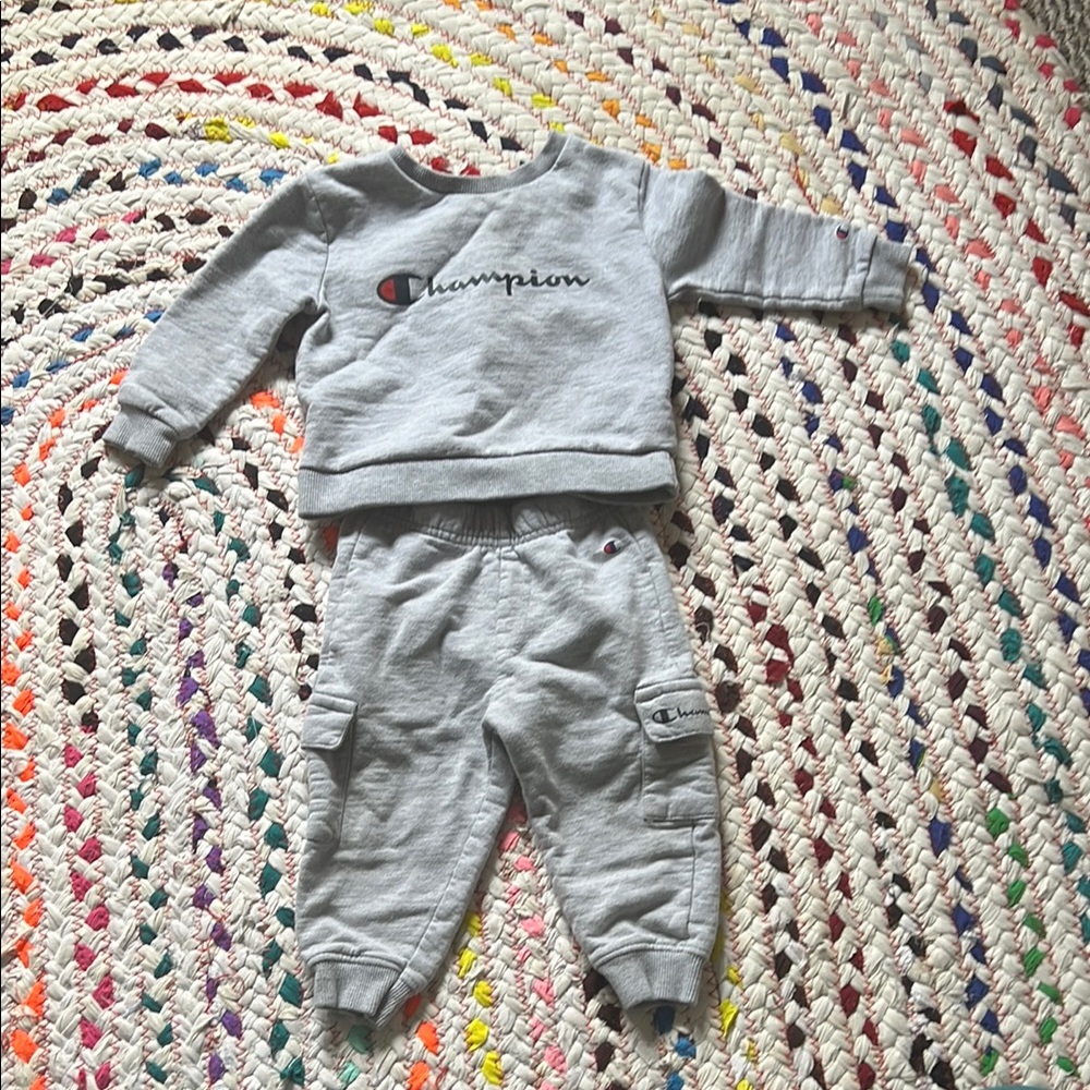 EUC Unisex CHAMPION Gray 100% cotton Matching Set Sweatpants Sweatshirt 12 mths